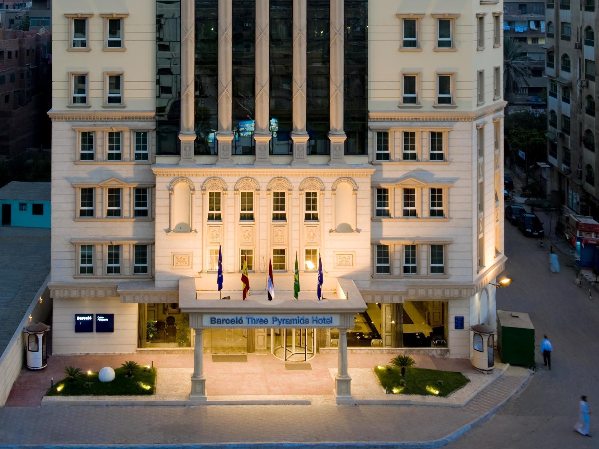 Barcelo Cairo Pyramids Hotel Giza Exterior photo