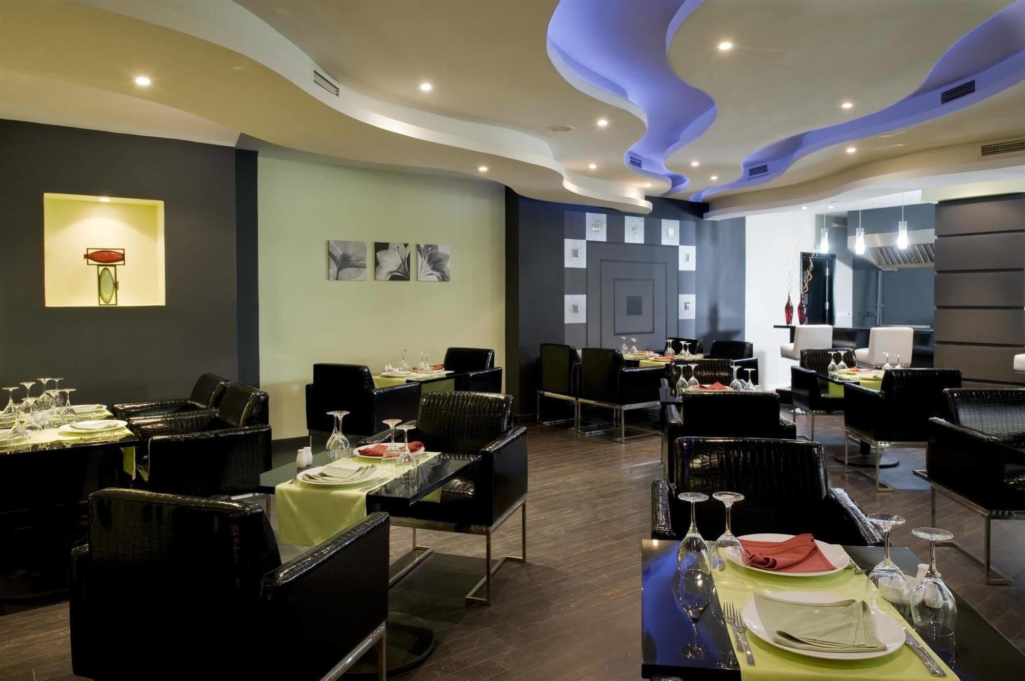 Barcelo Cairo Pyramids Hotel Giza Restaurant photo